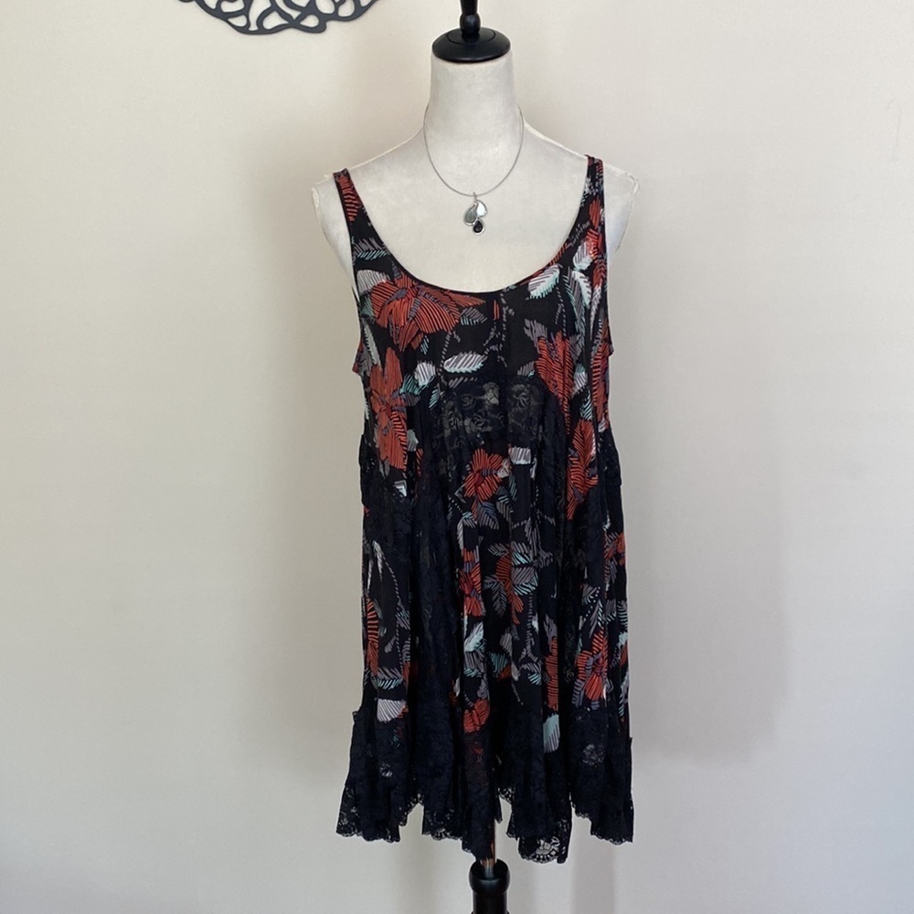 NWOT Free People Pattern Lace Detail Tunic - Picture 1 of 6
